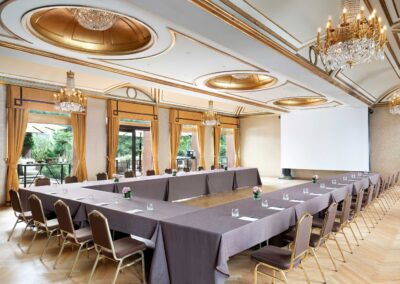 Moscatelli-Chandelier-22428-Westin-Palace-Milano